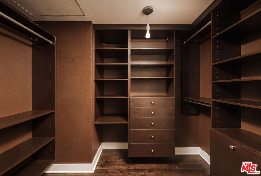 1524 11th St Unit: E