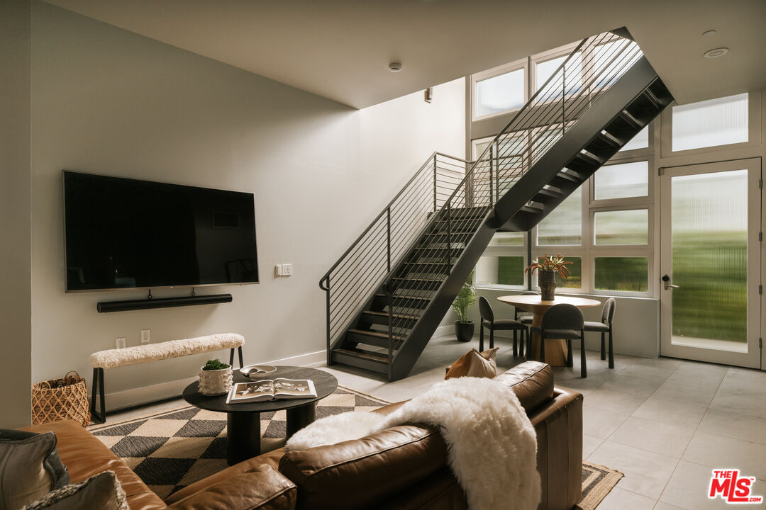 1524 11th St Unit: E