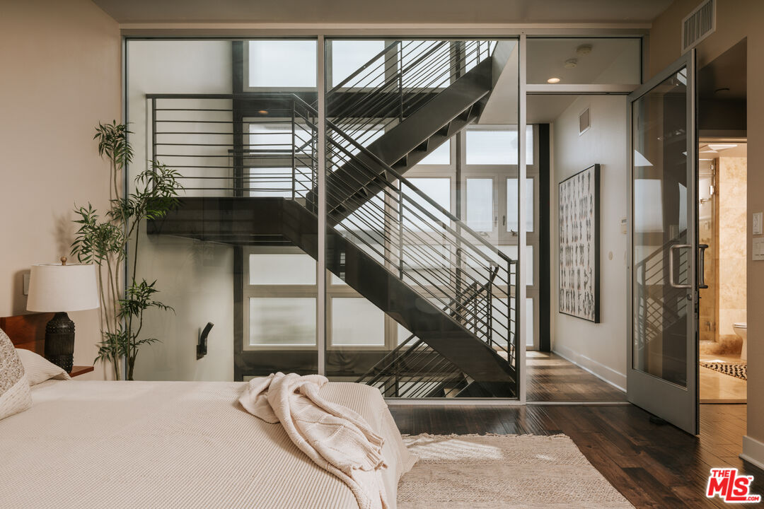 1524 11th St Unit: E