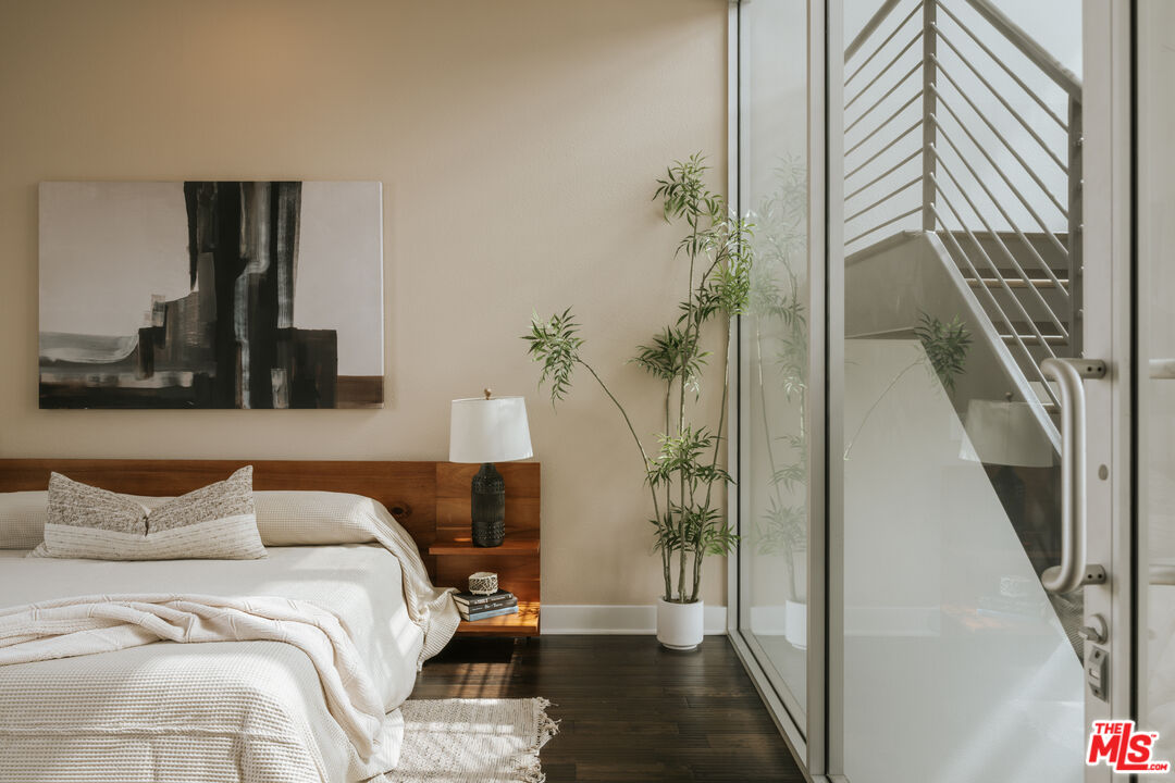 1524 11th St Unit: E