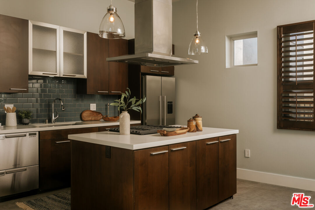 1524 11th St Unit: E