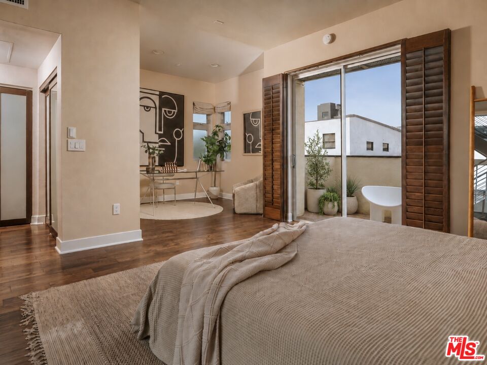 1524 11th St Unit: E