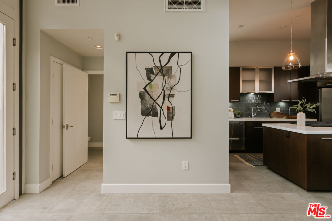 1524 11th St Unit: E
