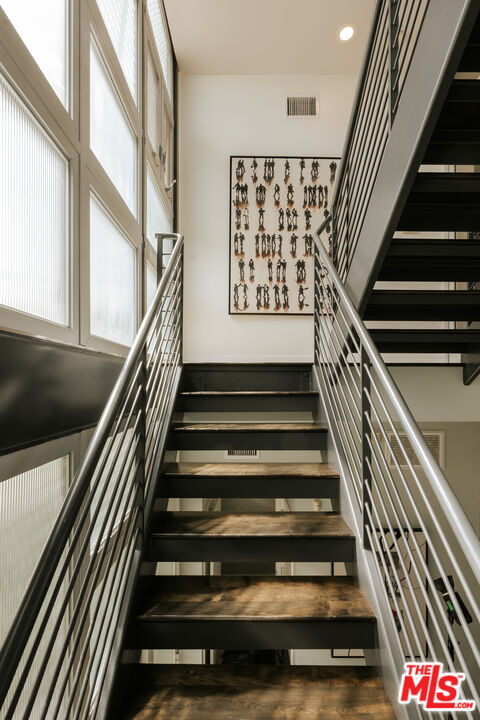 1524 11th St Unit: E