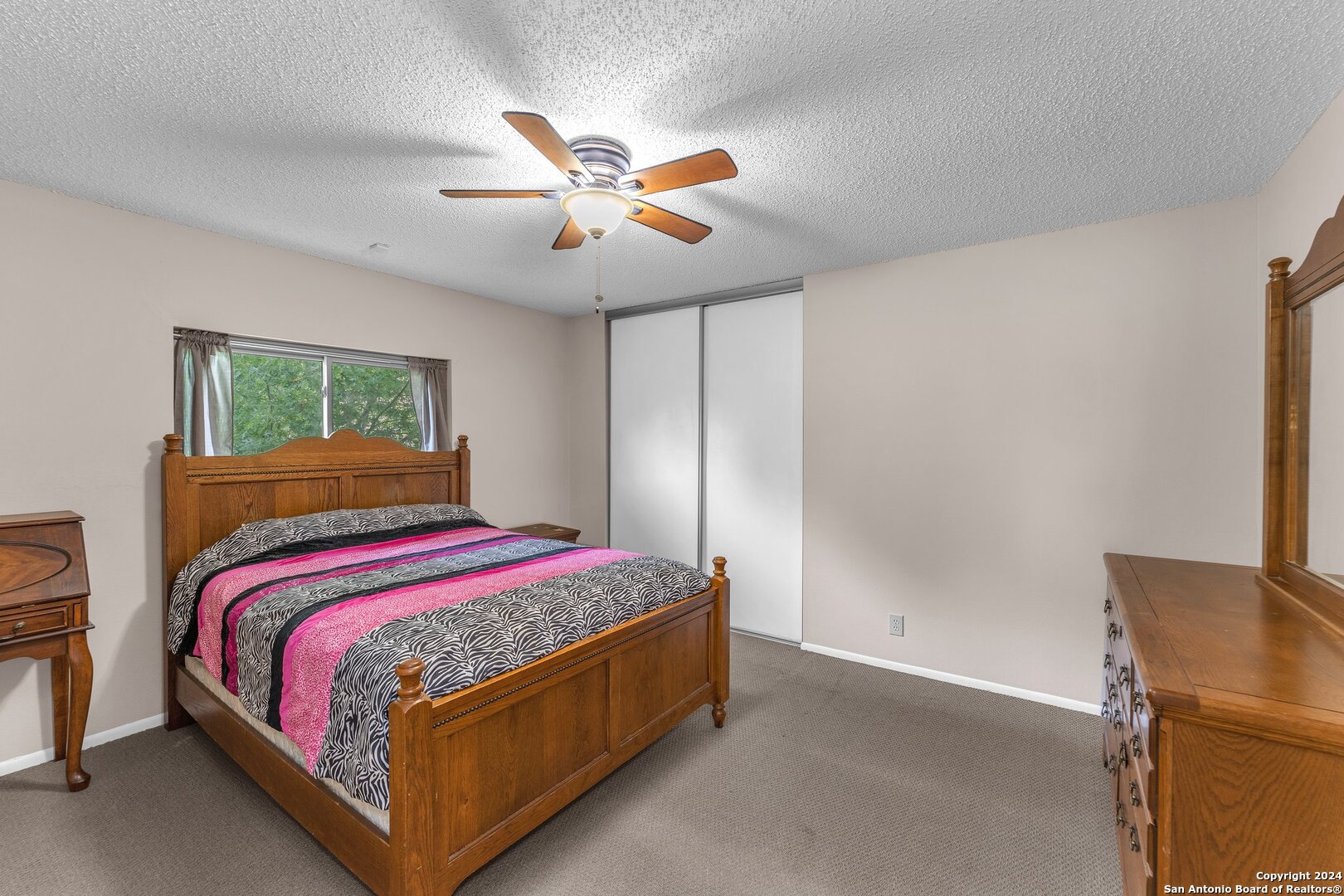 7742 OAKHILL PARK DR