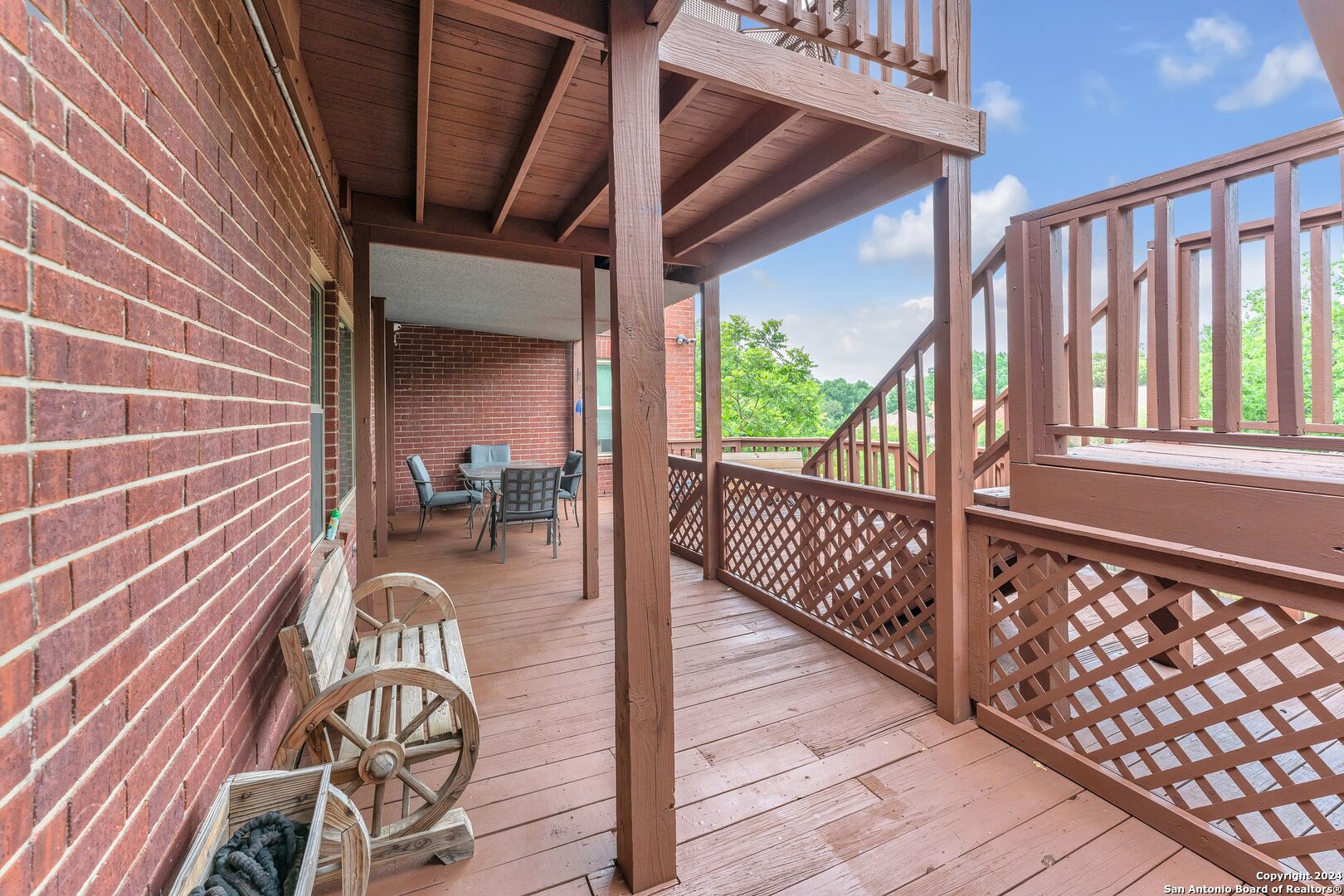 7742 OAKHILL PARK DR