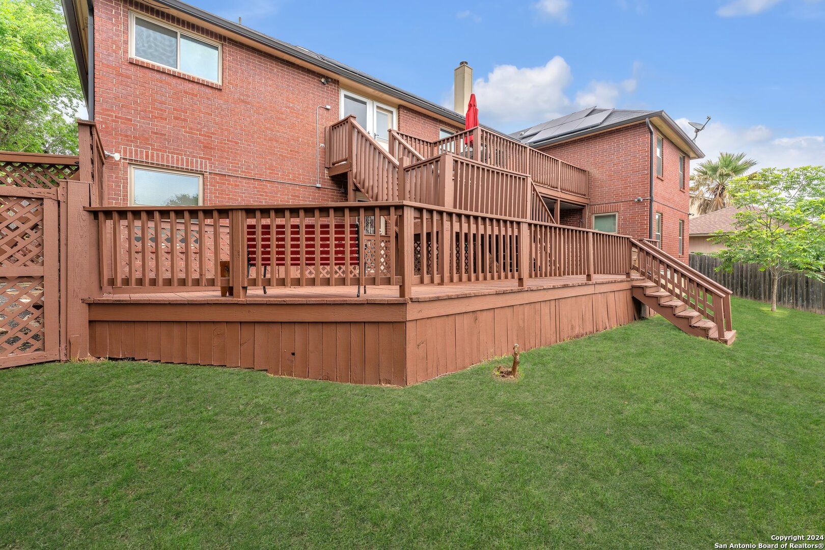 7742 OAKHILL PARK DR