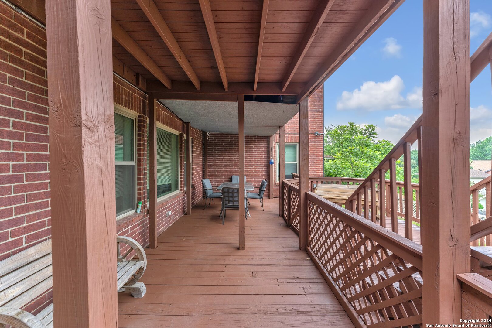 7742 OAKHILL PARK DR