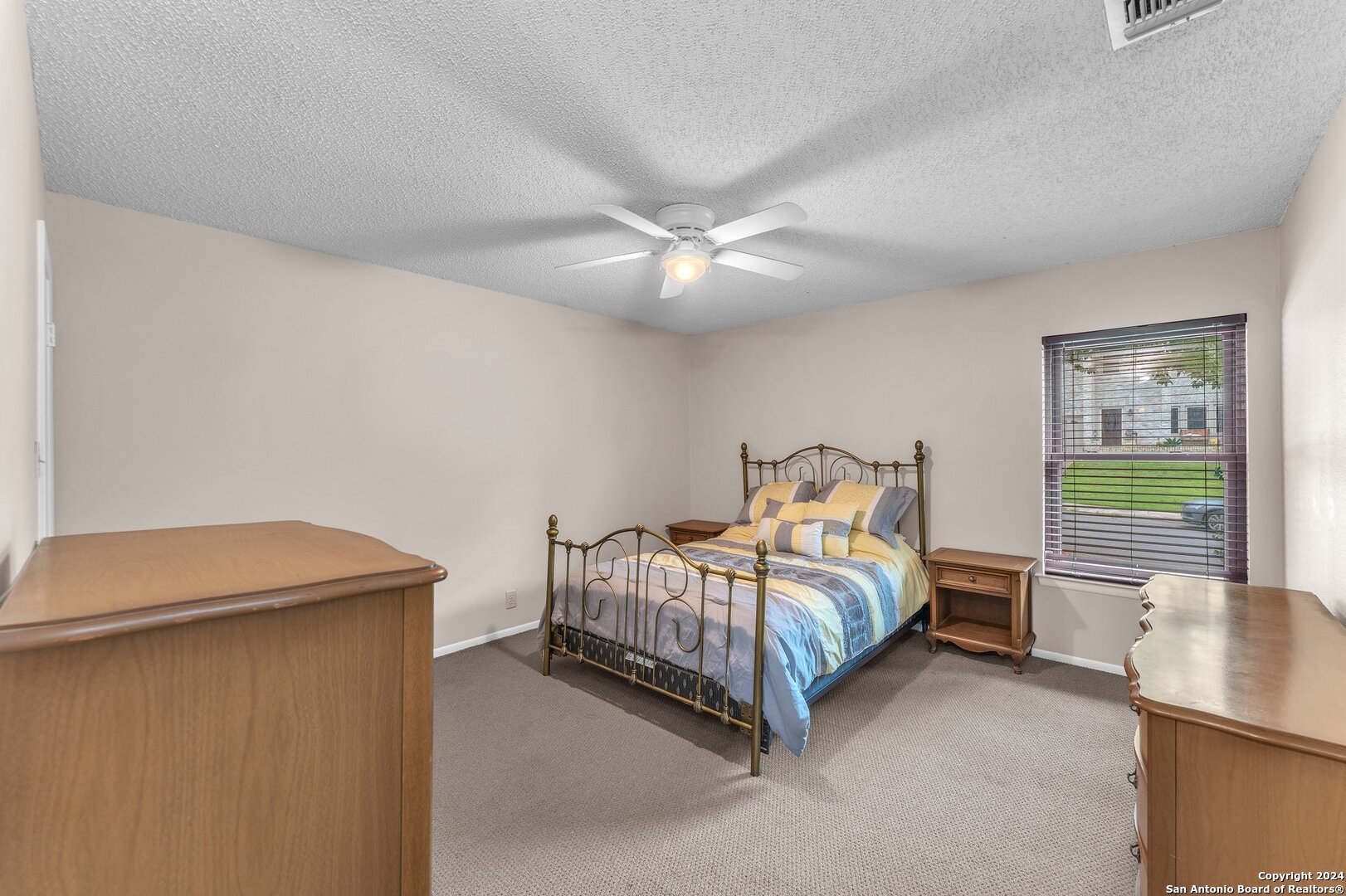 7742 OAKHILL PARK DR