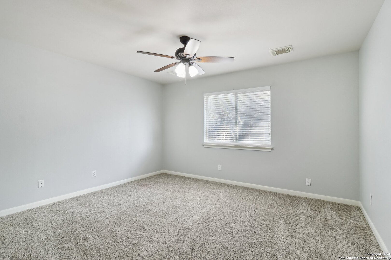 9511 RIO FRIO