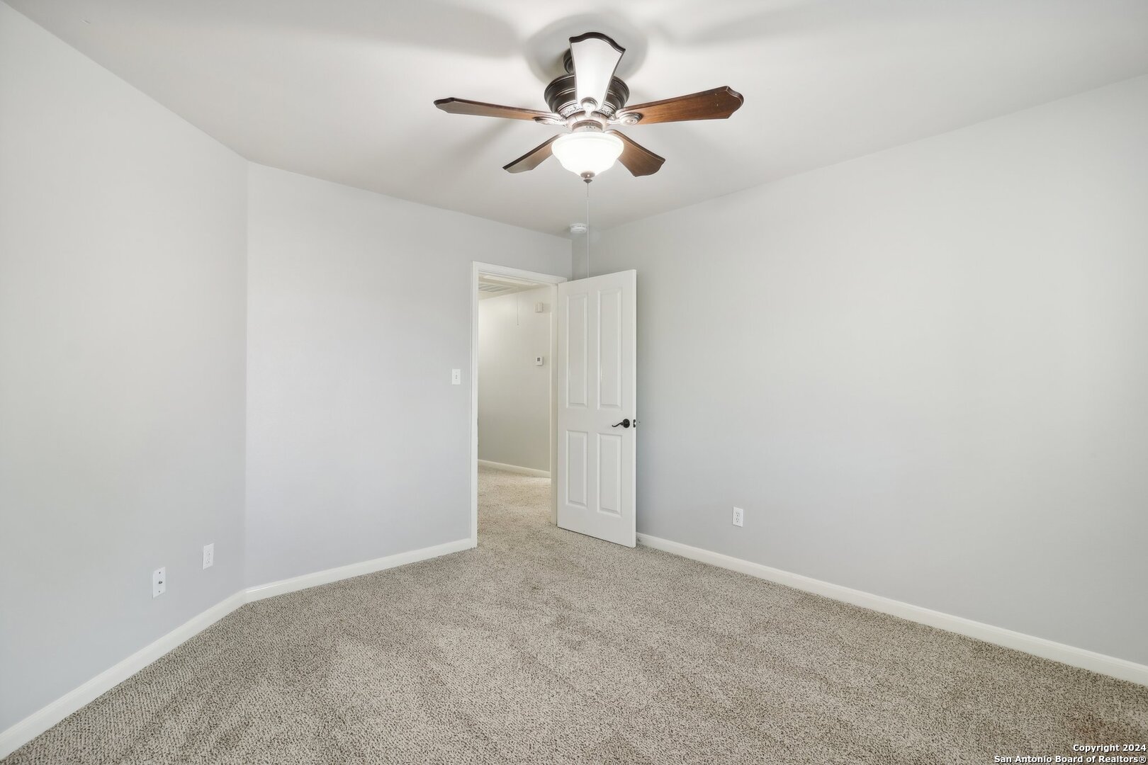 9511 RIO FRIO