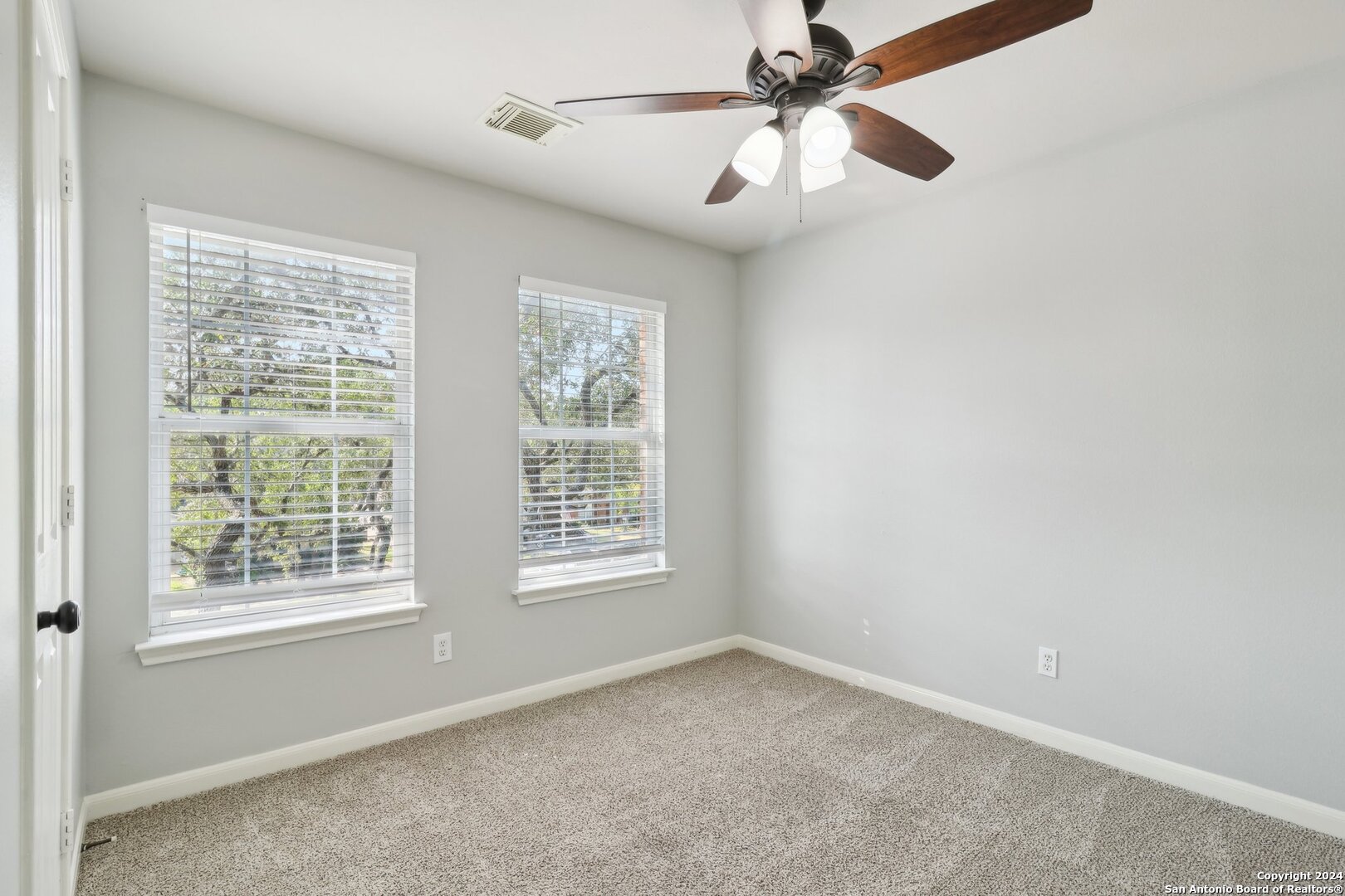 9511 RIO FRIO