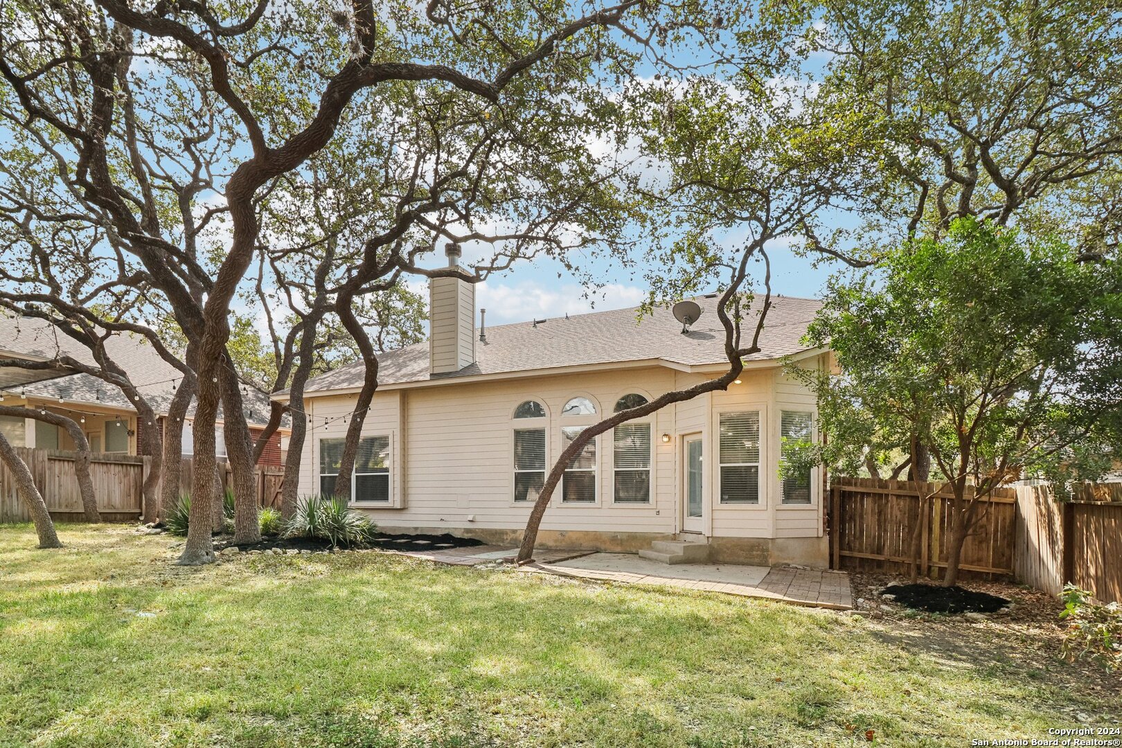 9511 RIO FRIO