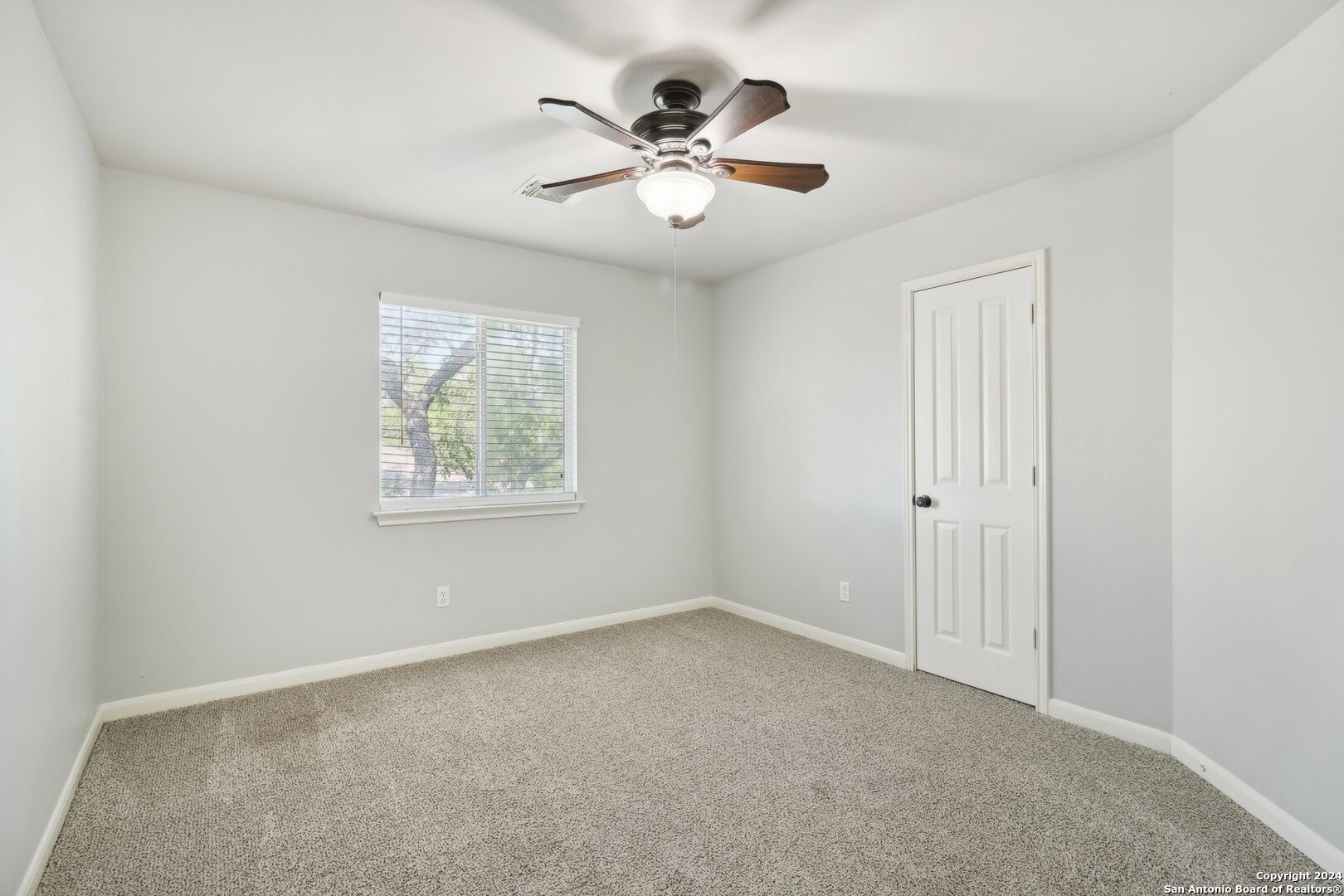 9511 RIO FRIO