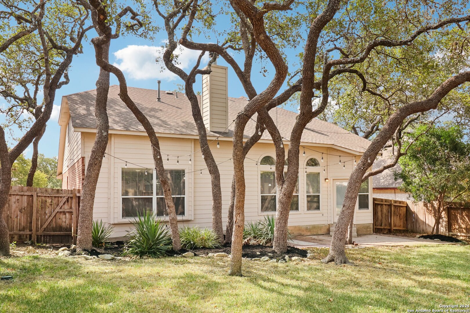 9511 RIO FRIO
