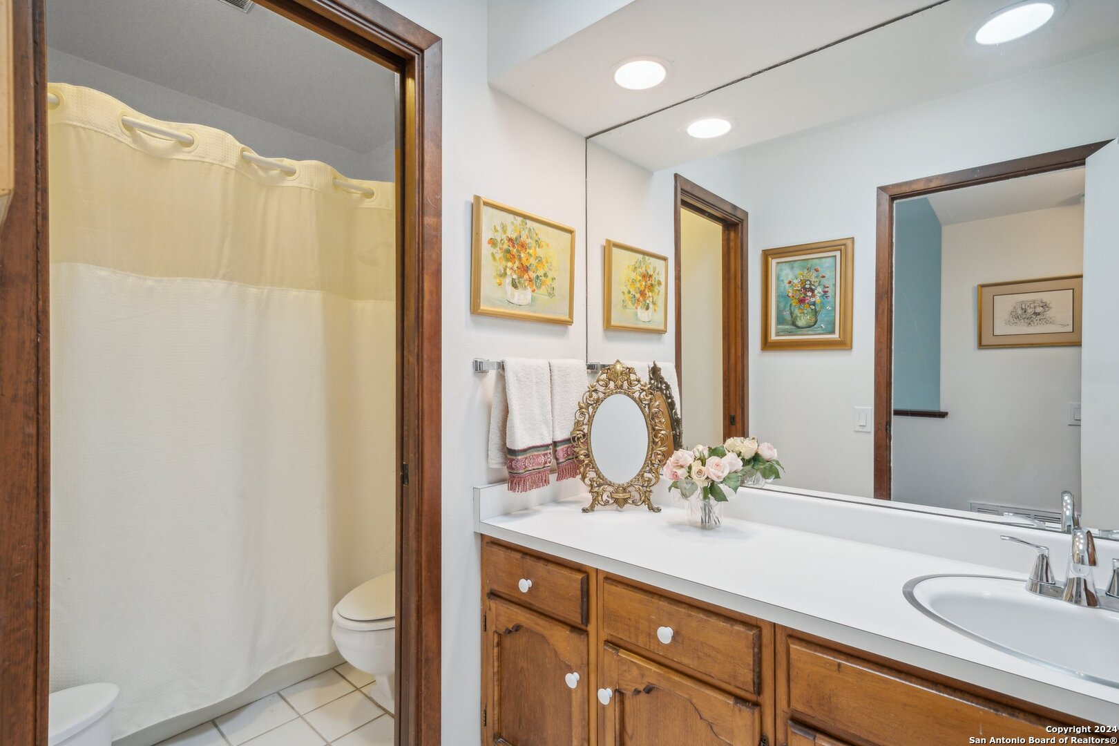 3816 LOMITA