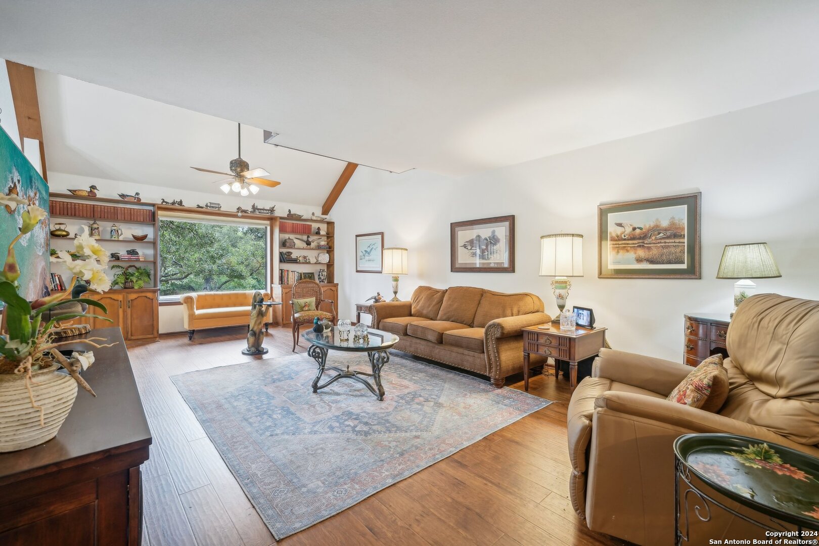 3816 LOMITA