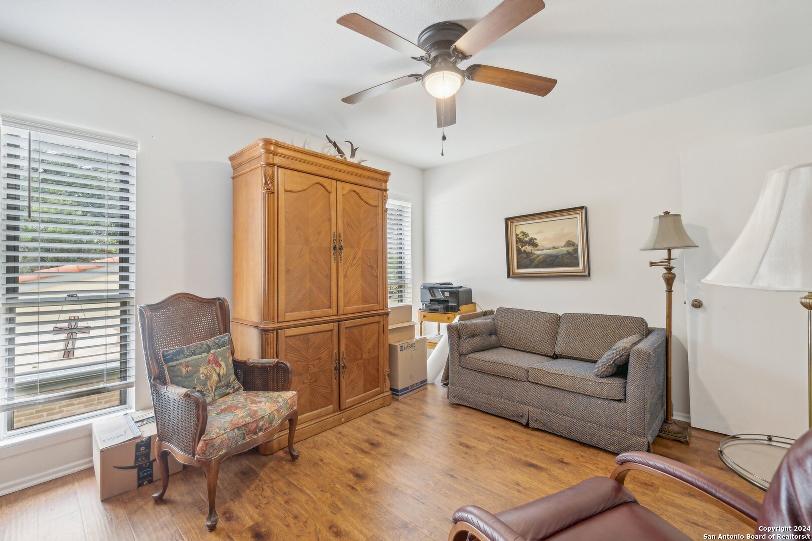 3816 LOMITA