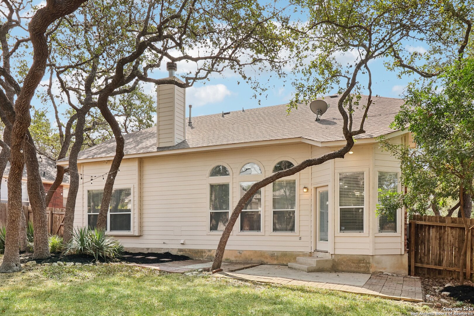 9511 Rio Frio