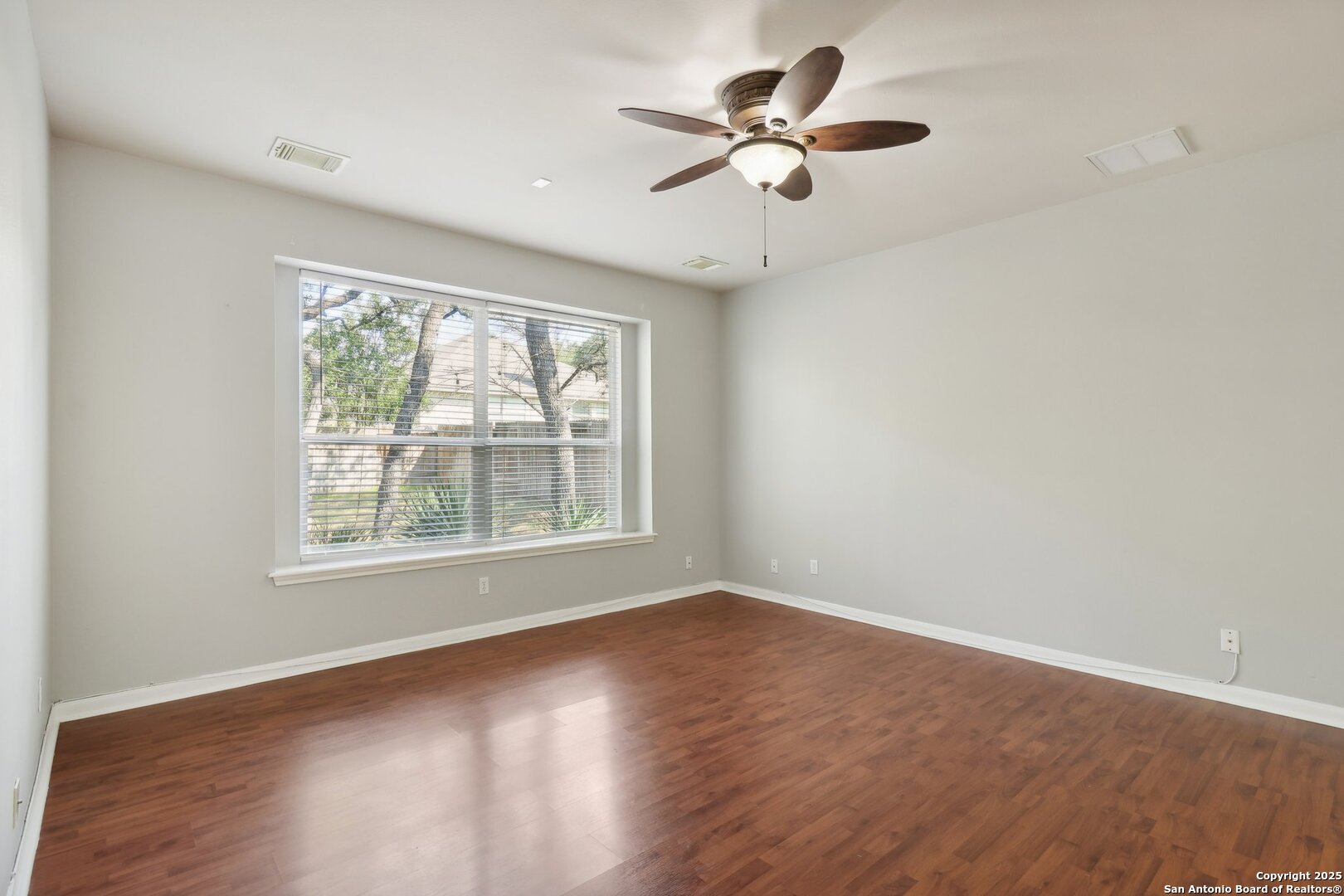 9511 Rio Frio