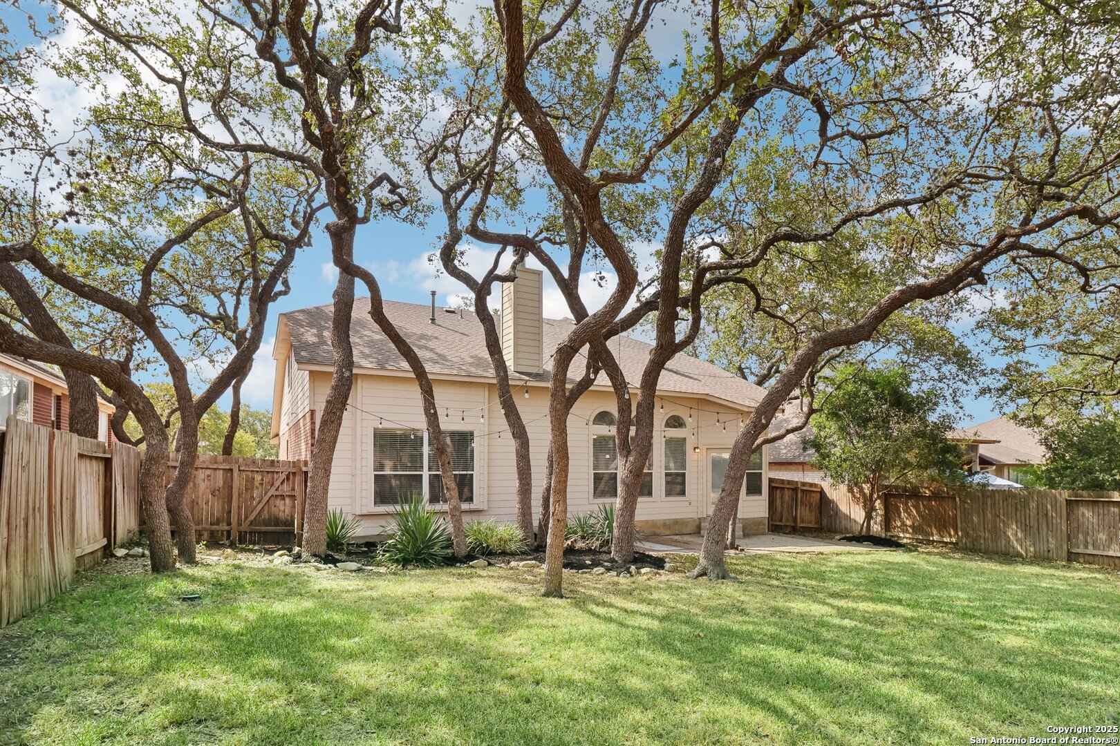 9511 Rio Frio