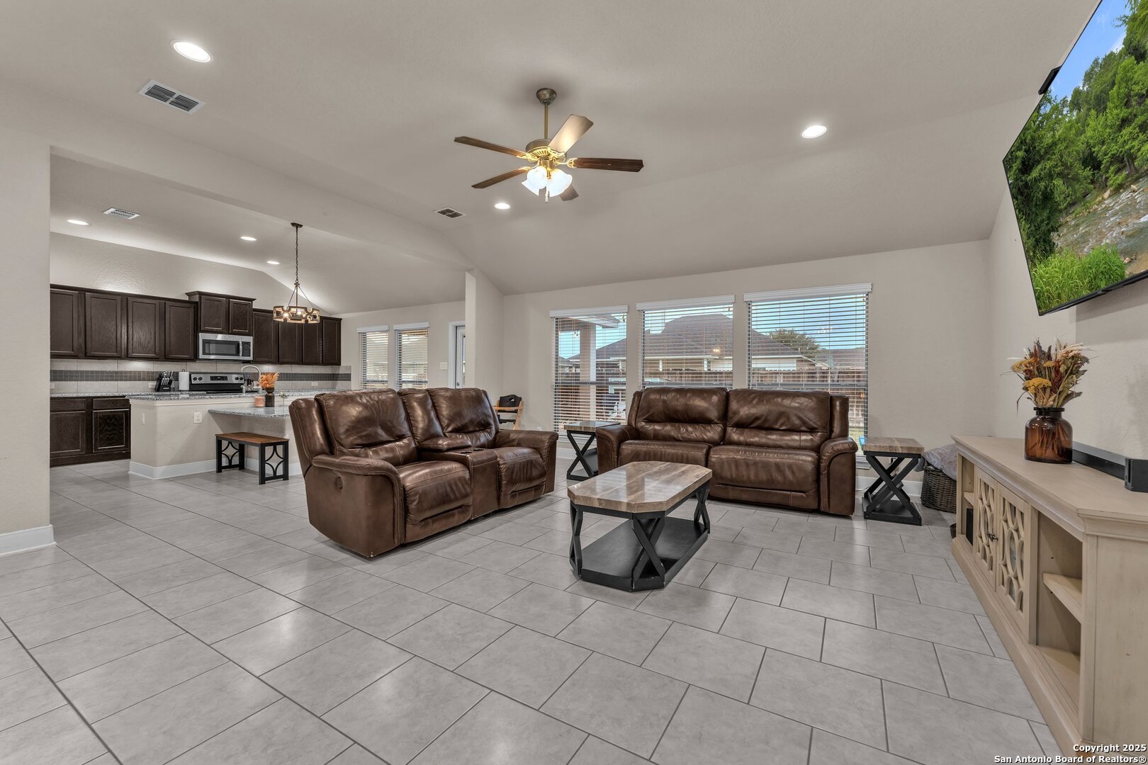 105 Grand