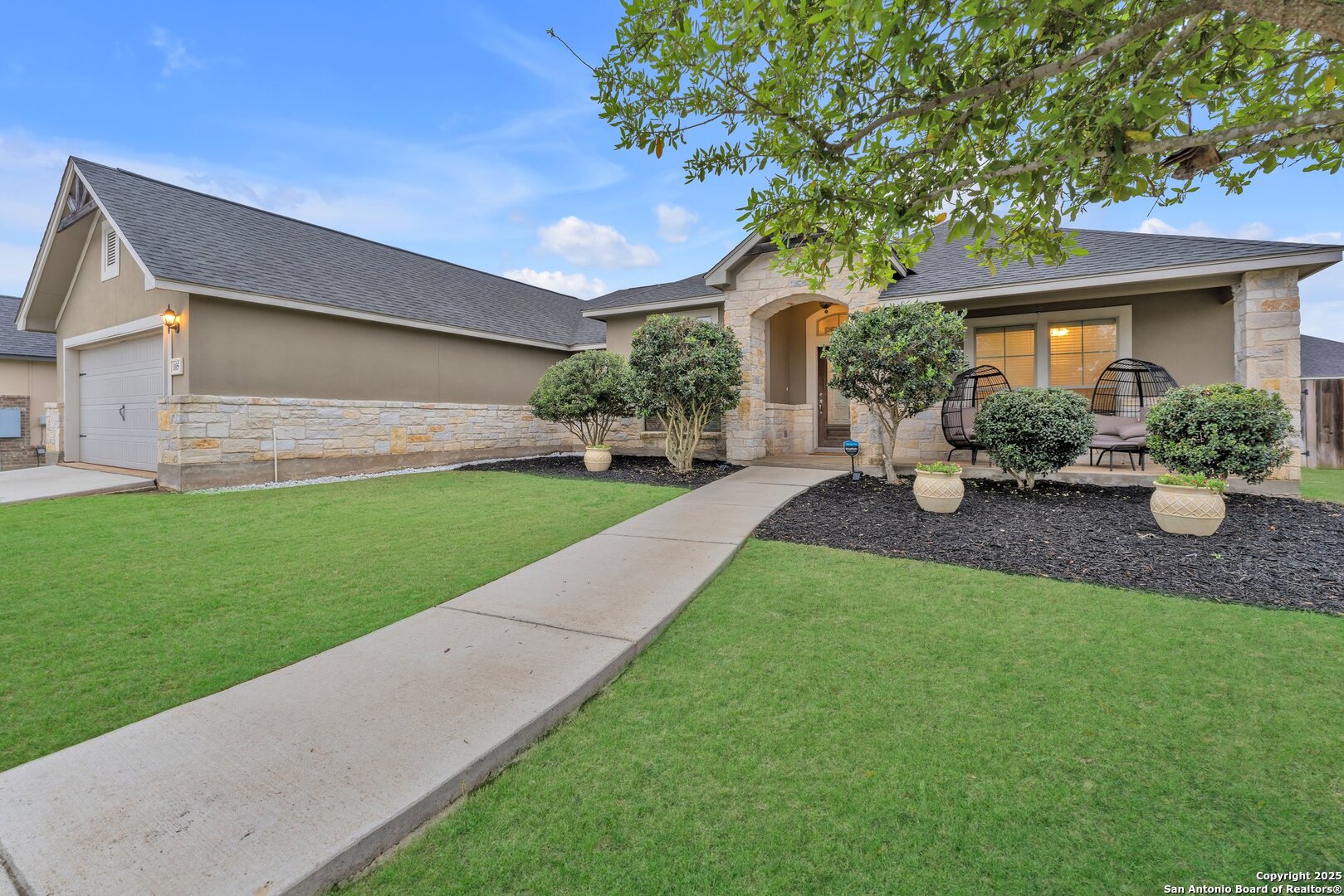 105 Grandview Rd