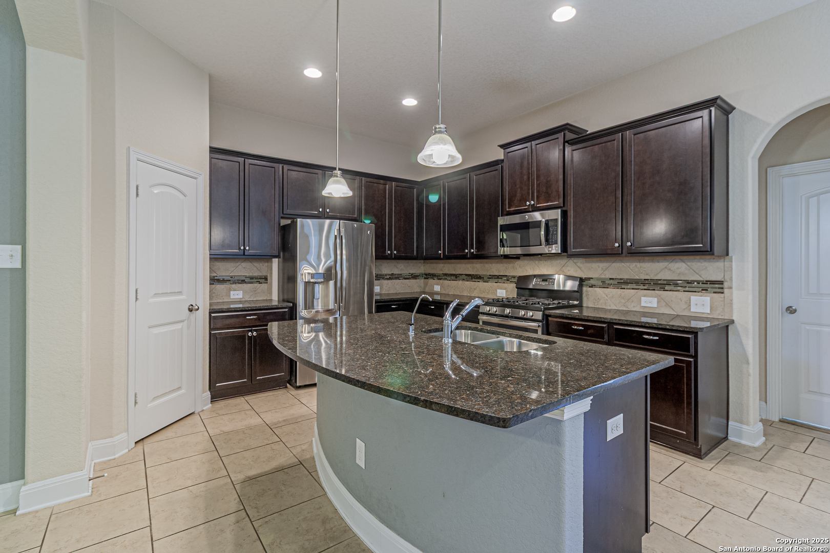 8226 Taft Creek