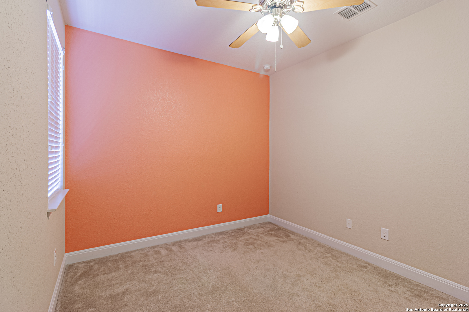 8226 Taft Creek