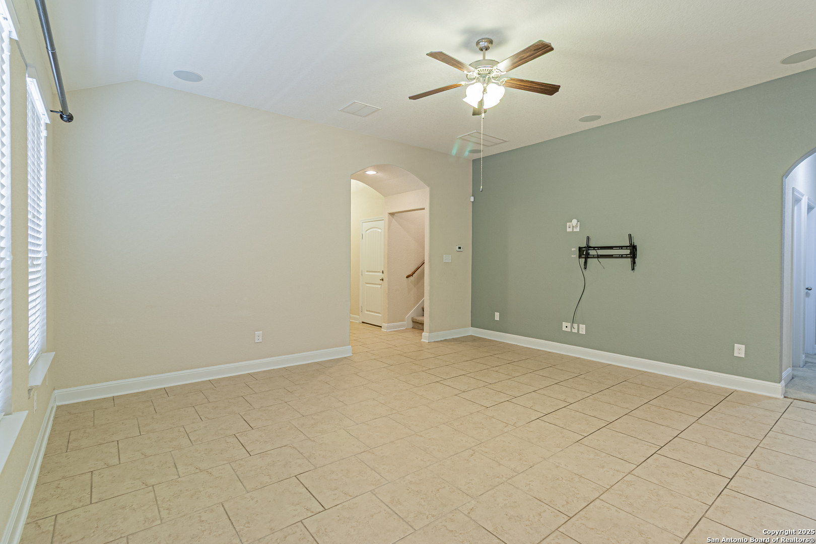 8226 Taft Creek