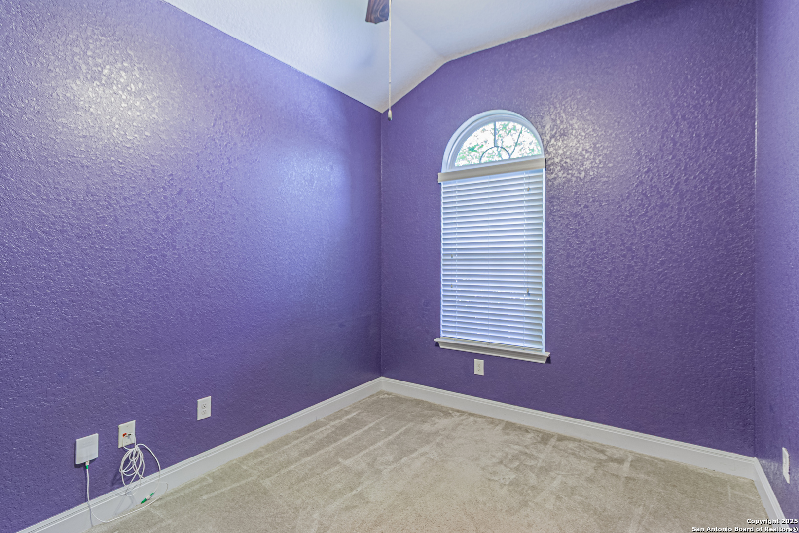 8226 Taft Creek