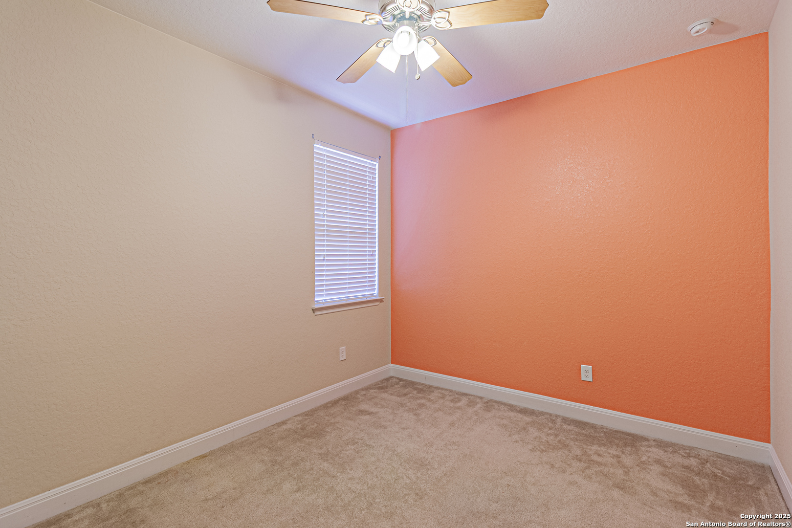 8226 Taft Creek