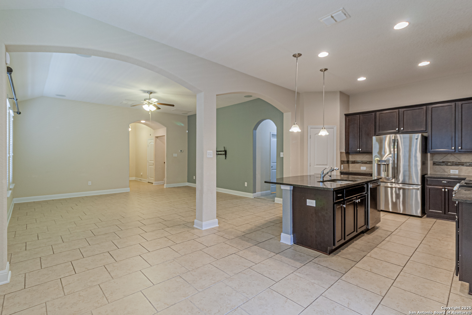8226 Taft Creek