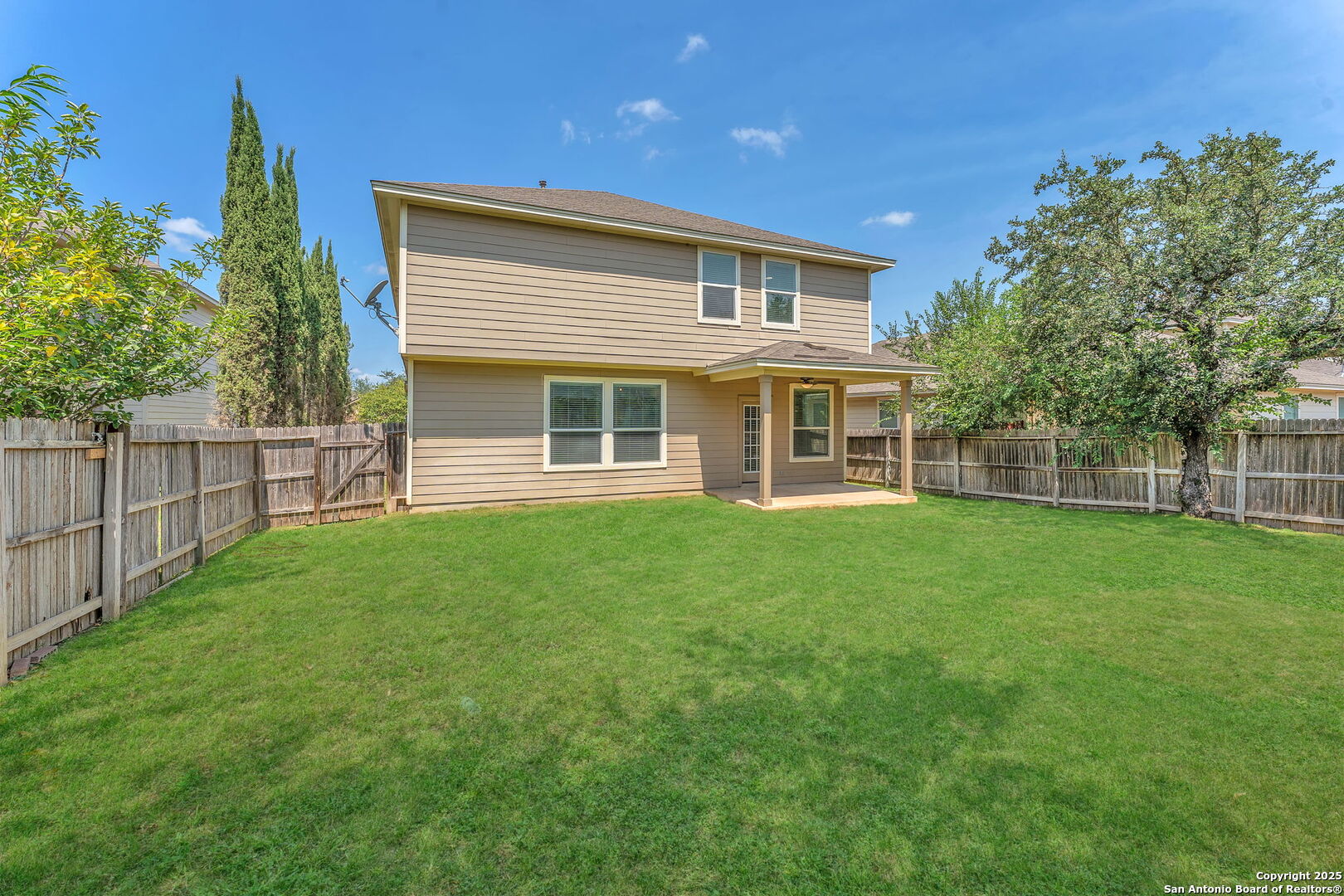 21634 Seminole Oaks