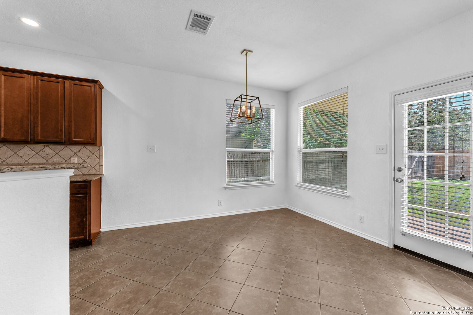 21634 Seminole Oaks