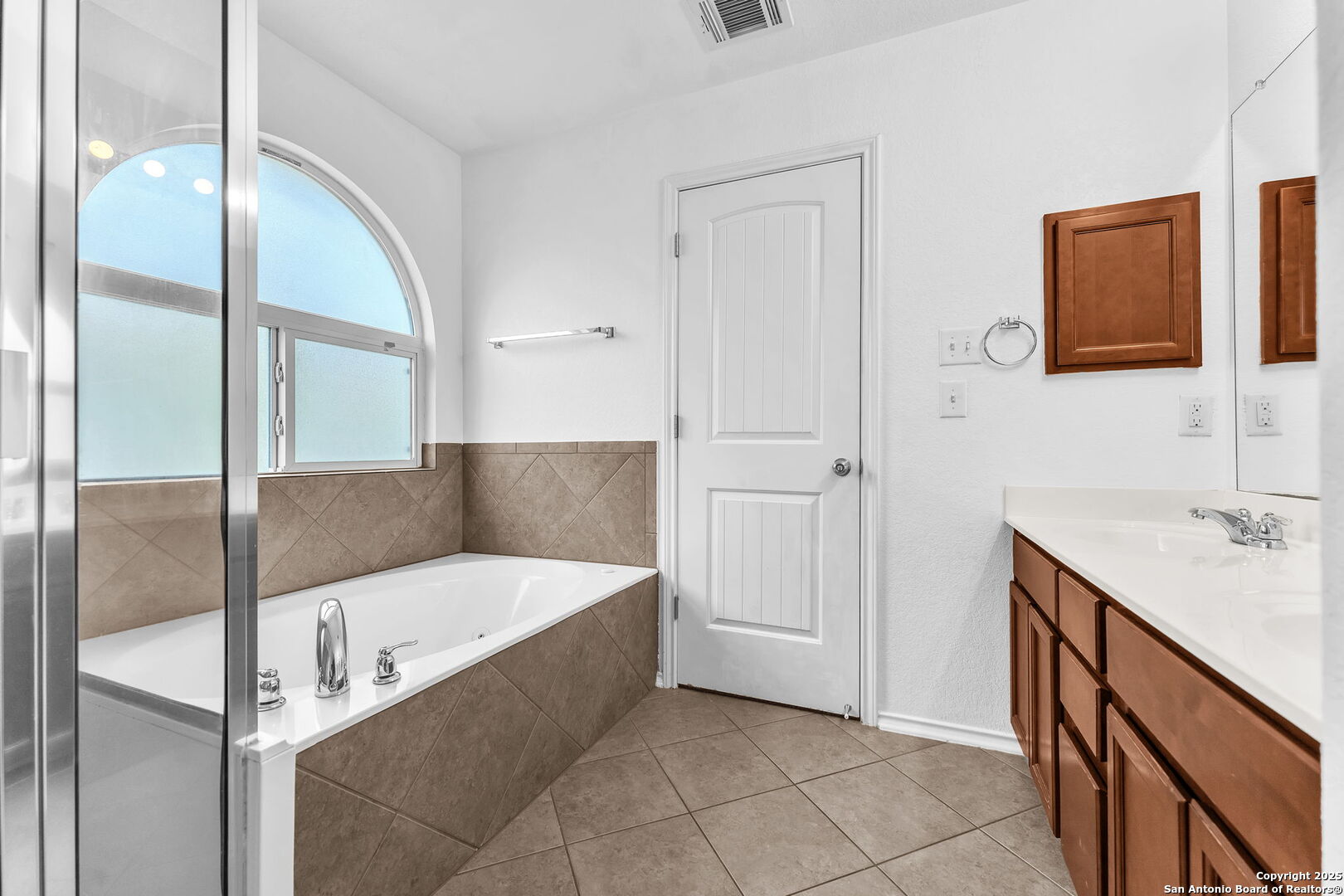 21634 Seminole Oaks