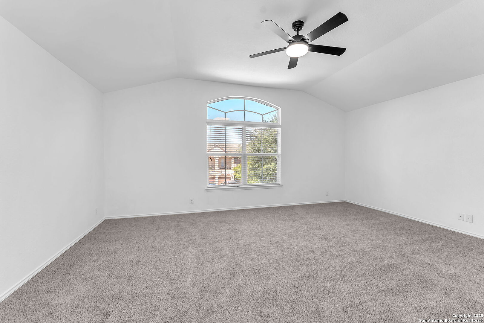 21634 Seminole Oaks