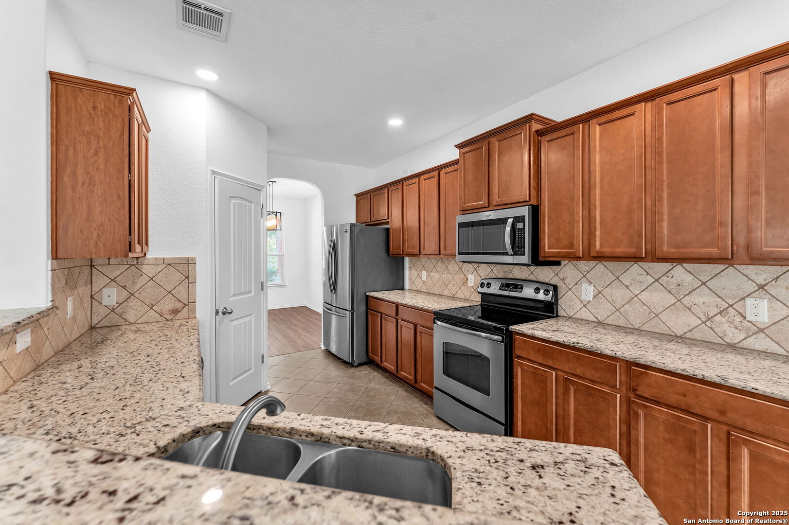 21634 Seminole Oaks