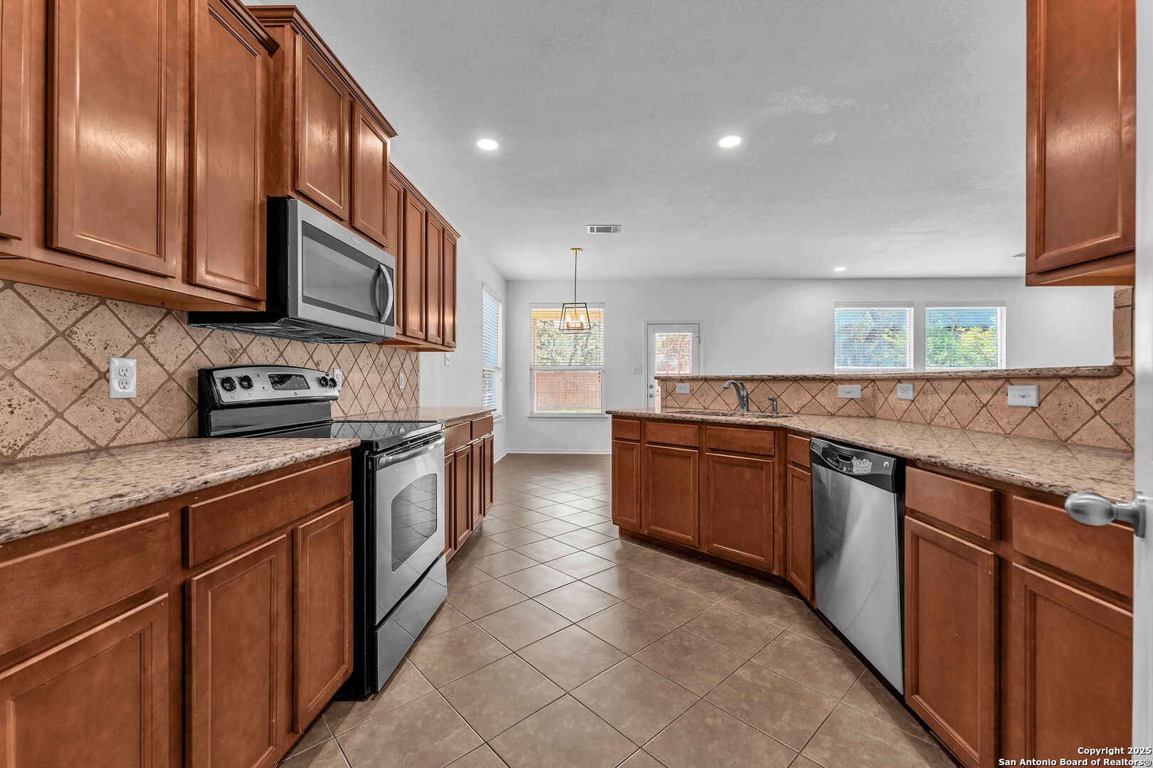 21634 Seminole Oaks
