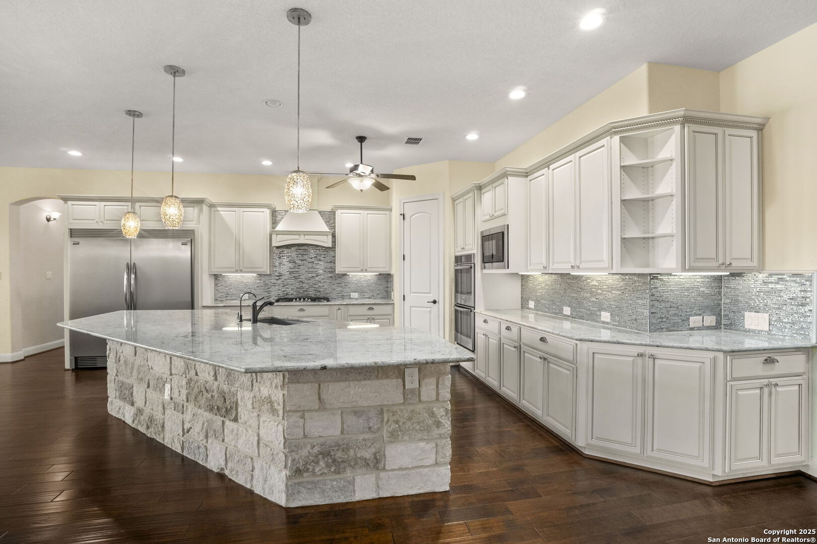 9703 Ivory Canyon
