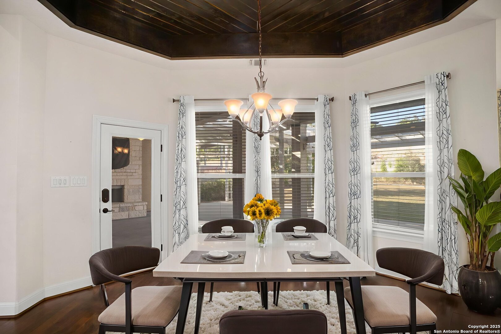 9703 Ivory Canyon