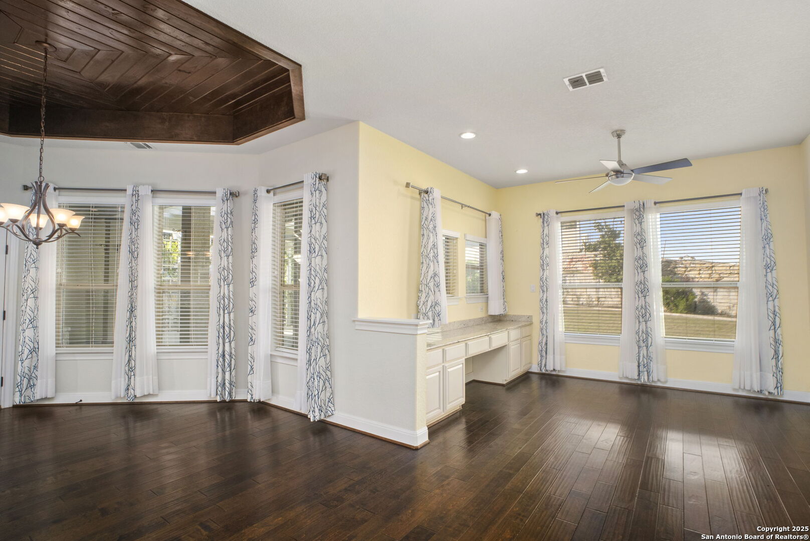 9703 Ivory Canyon