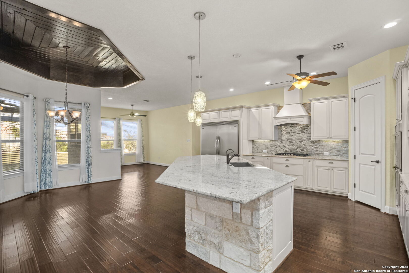 9703 Ivory Canyon