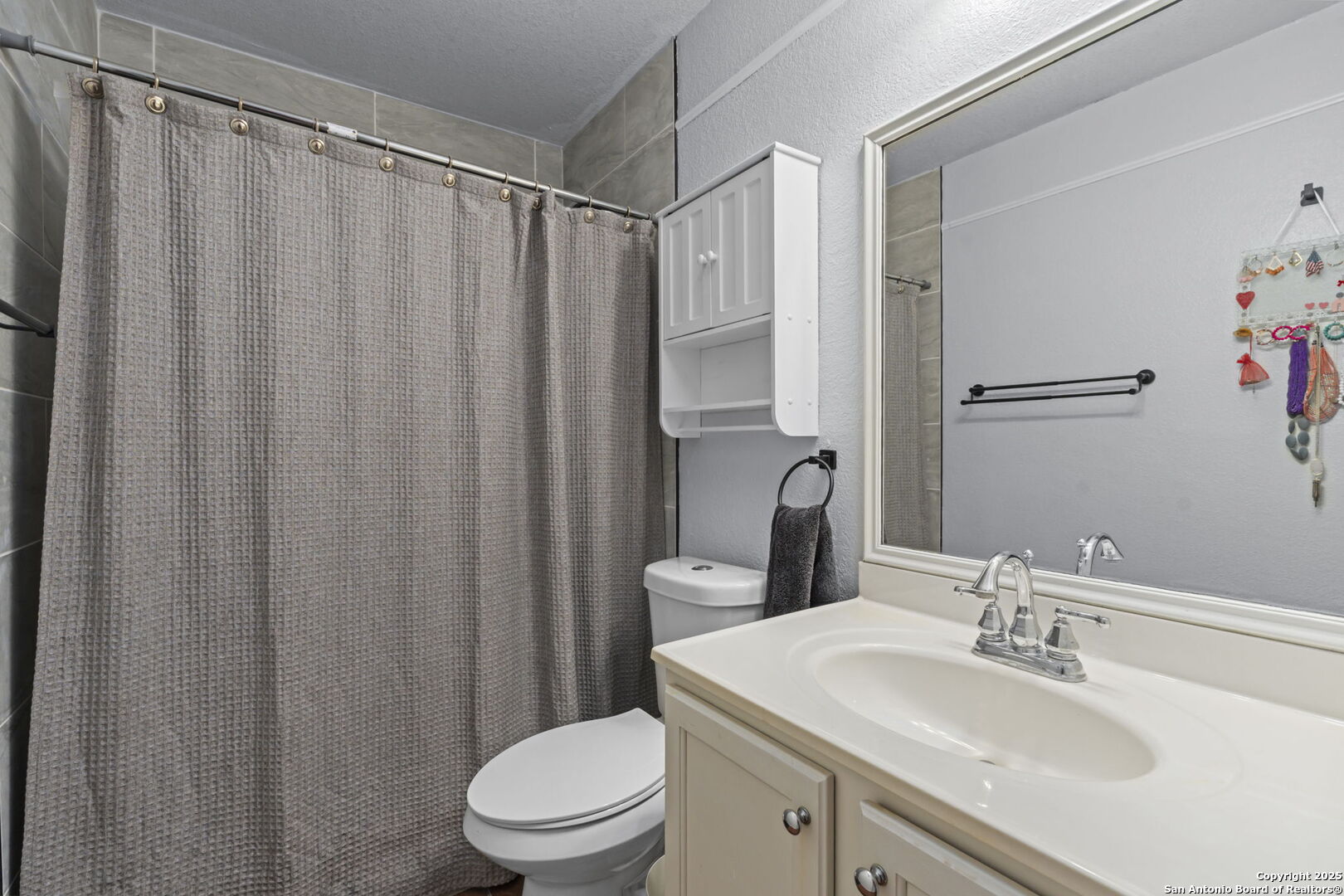 10623 Shaenmeadow