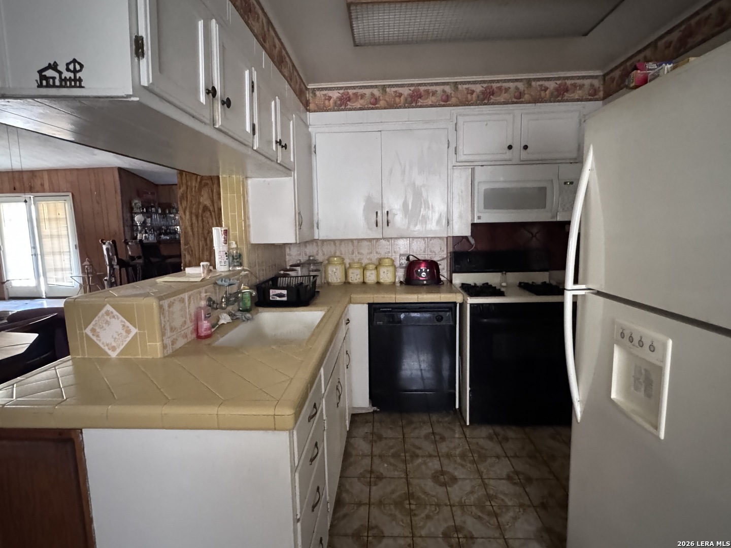 205 W Mayfield