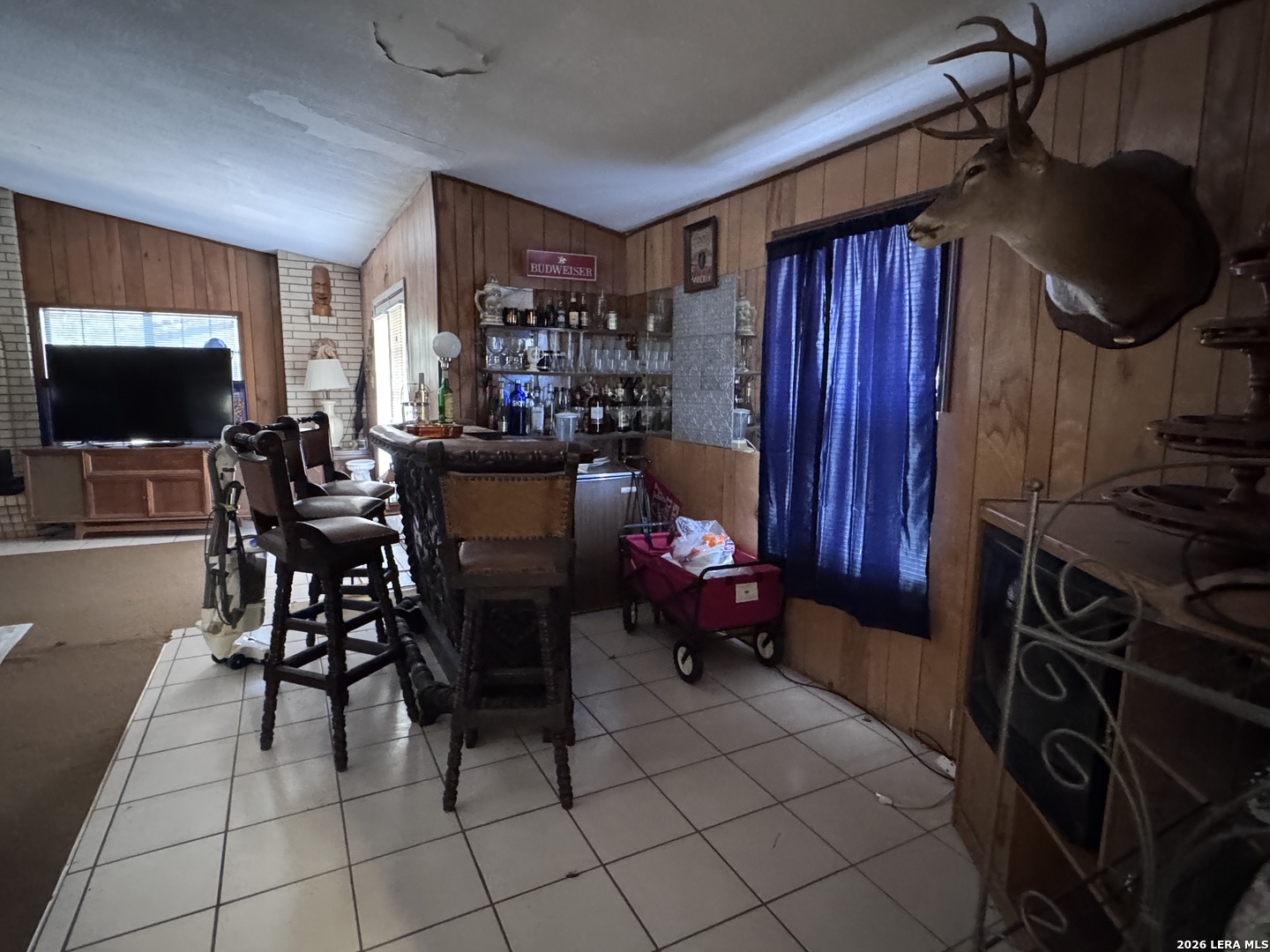 205 W Mayfield