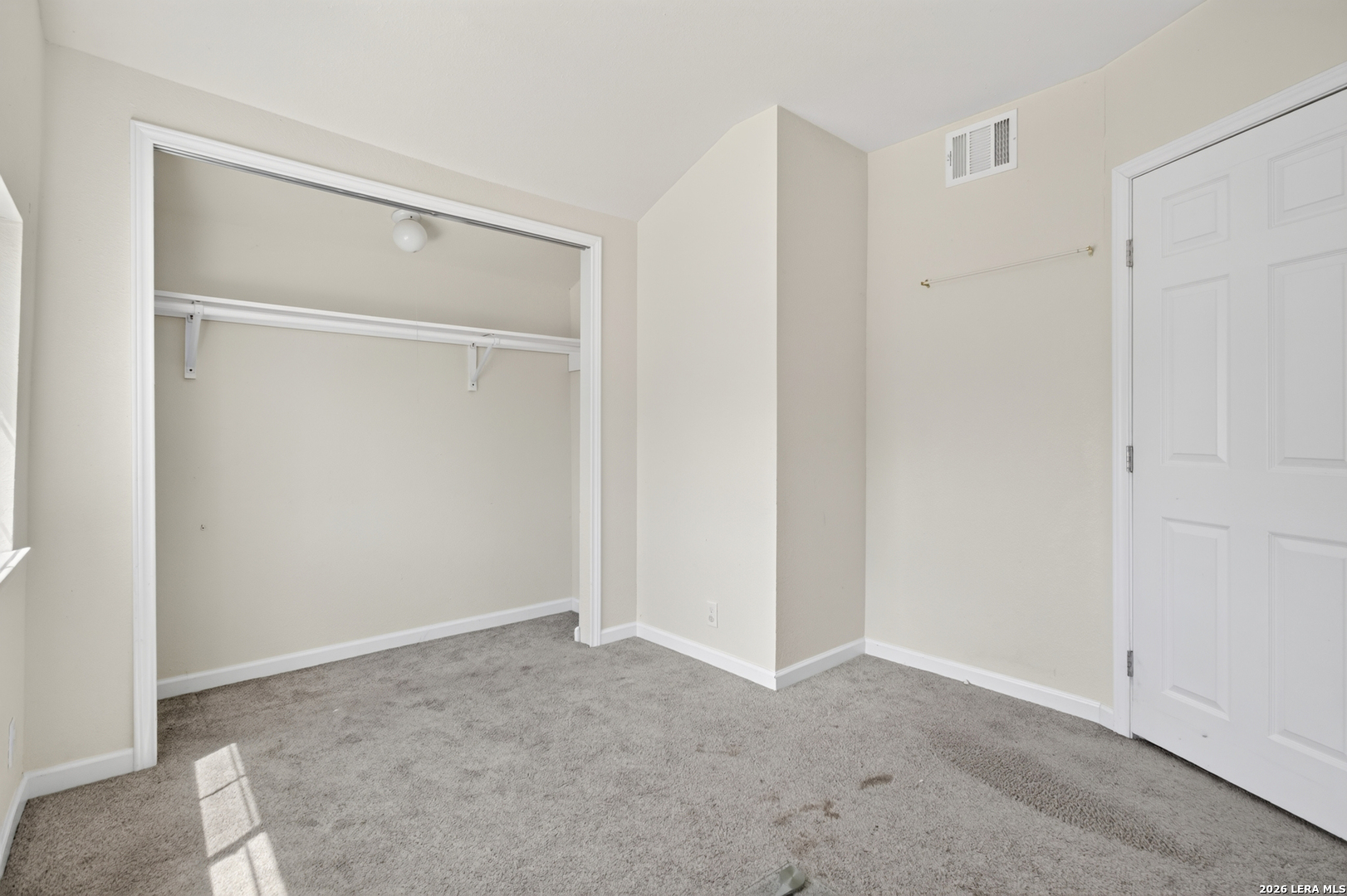 363 W ANSLEY BLVD