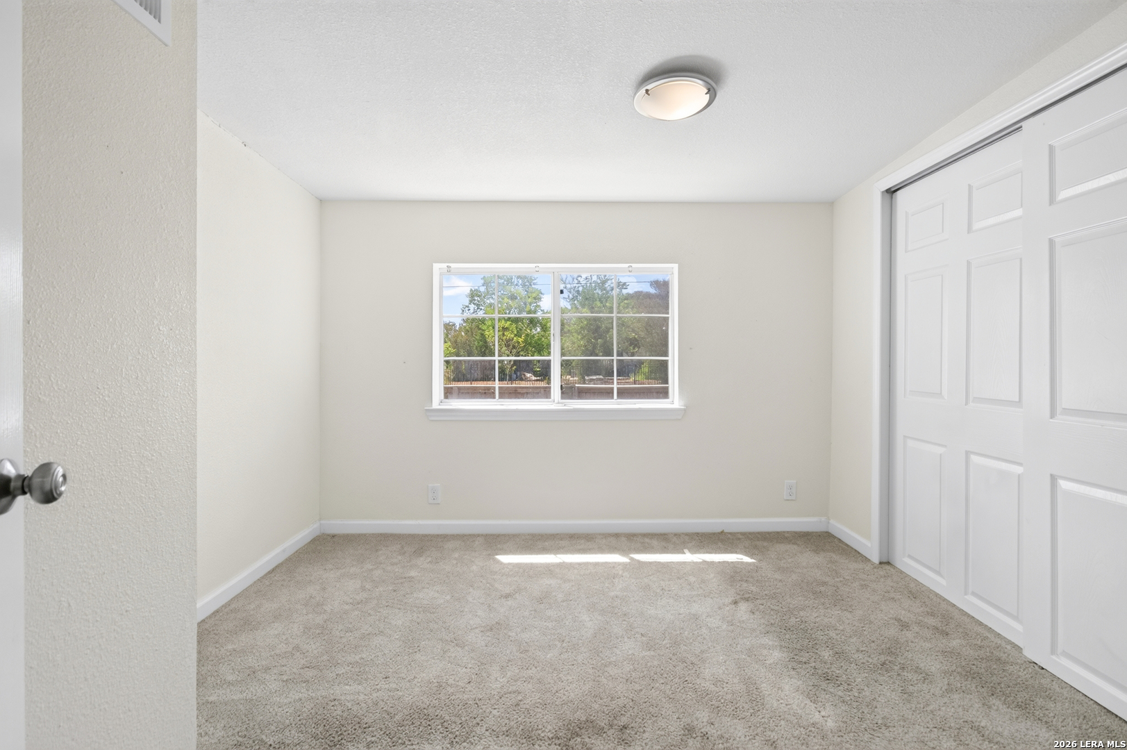 363 W ANSLEY BLVD