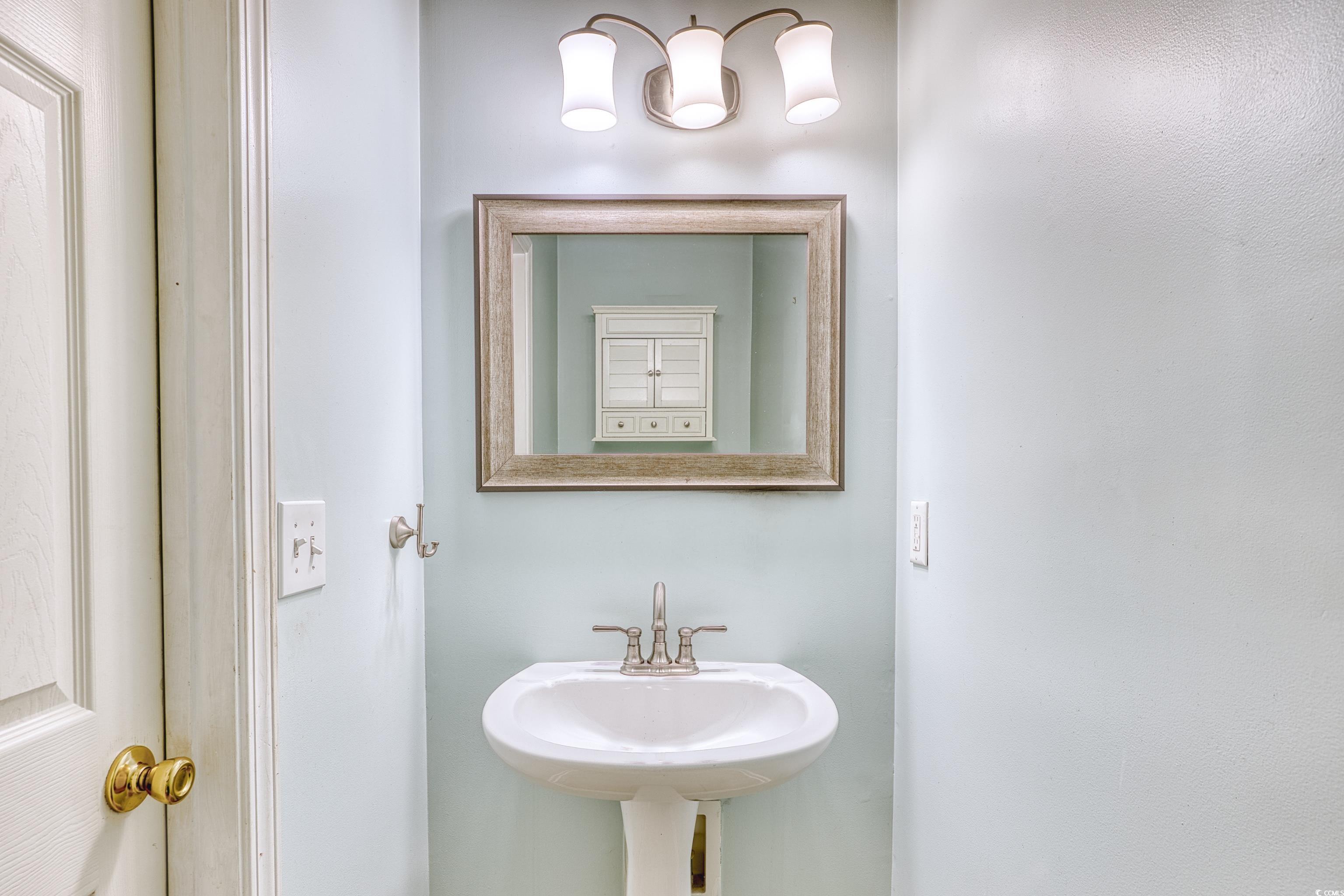 612 Wilshire Ln. Unit: 612