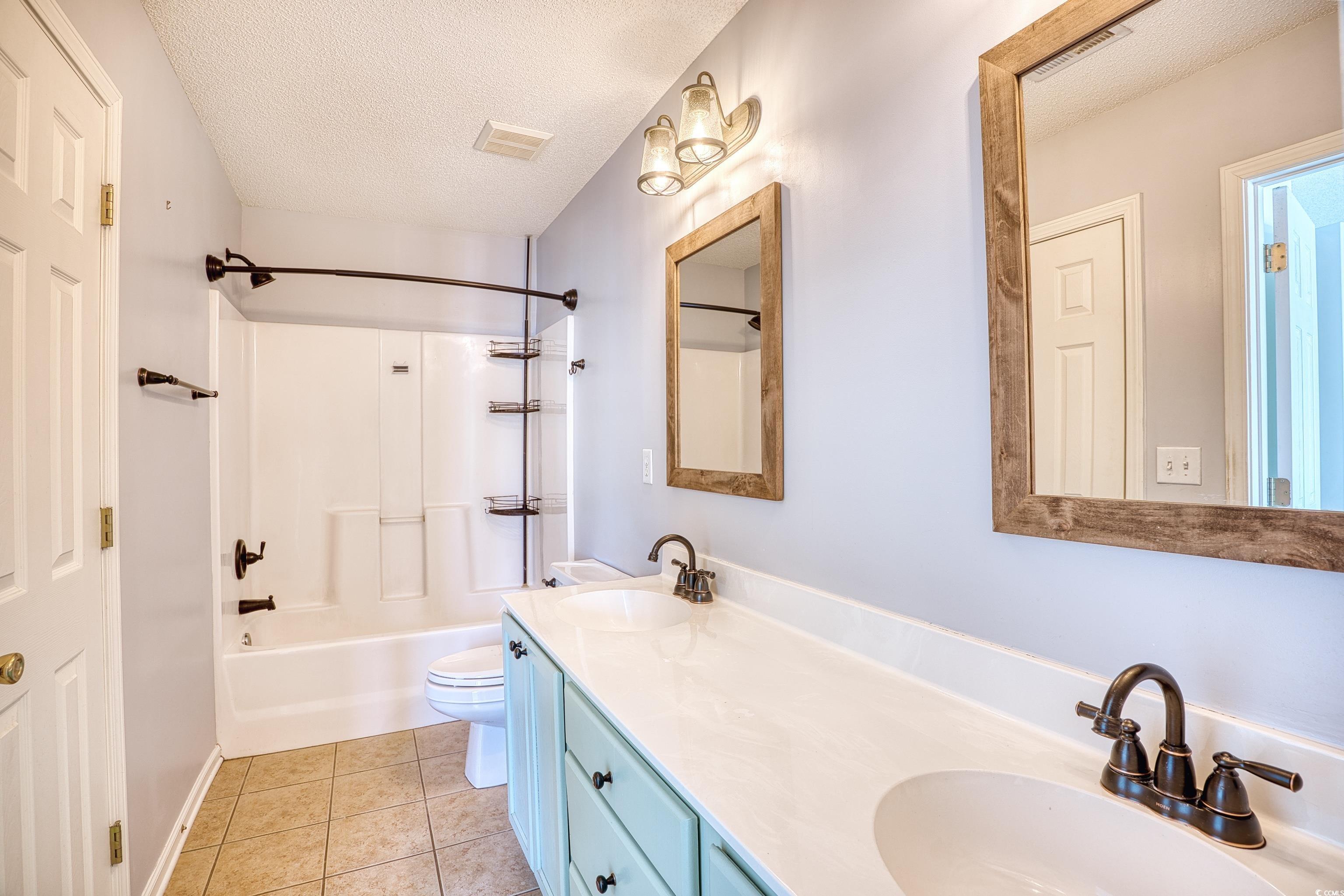 612 Wilshire Ln. Unit: 612